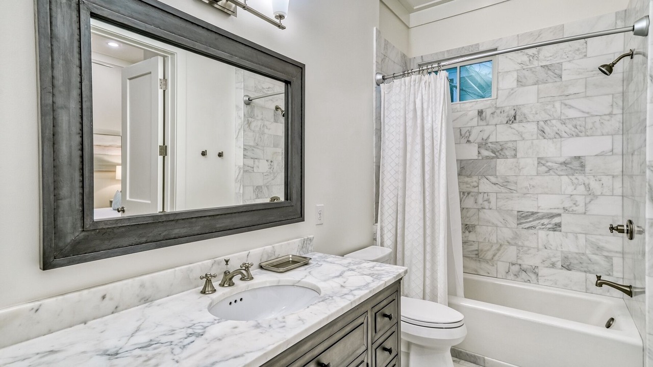 Photo of Bathroom in Forest District