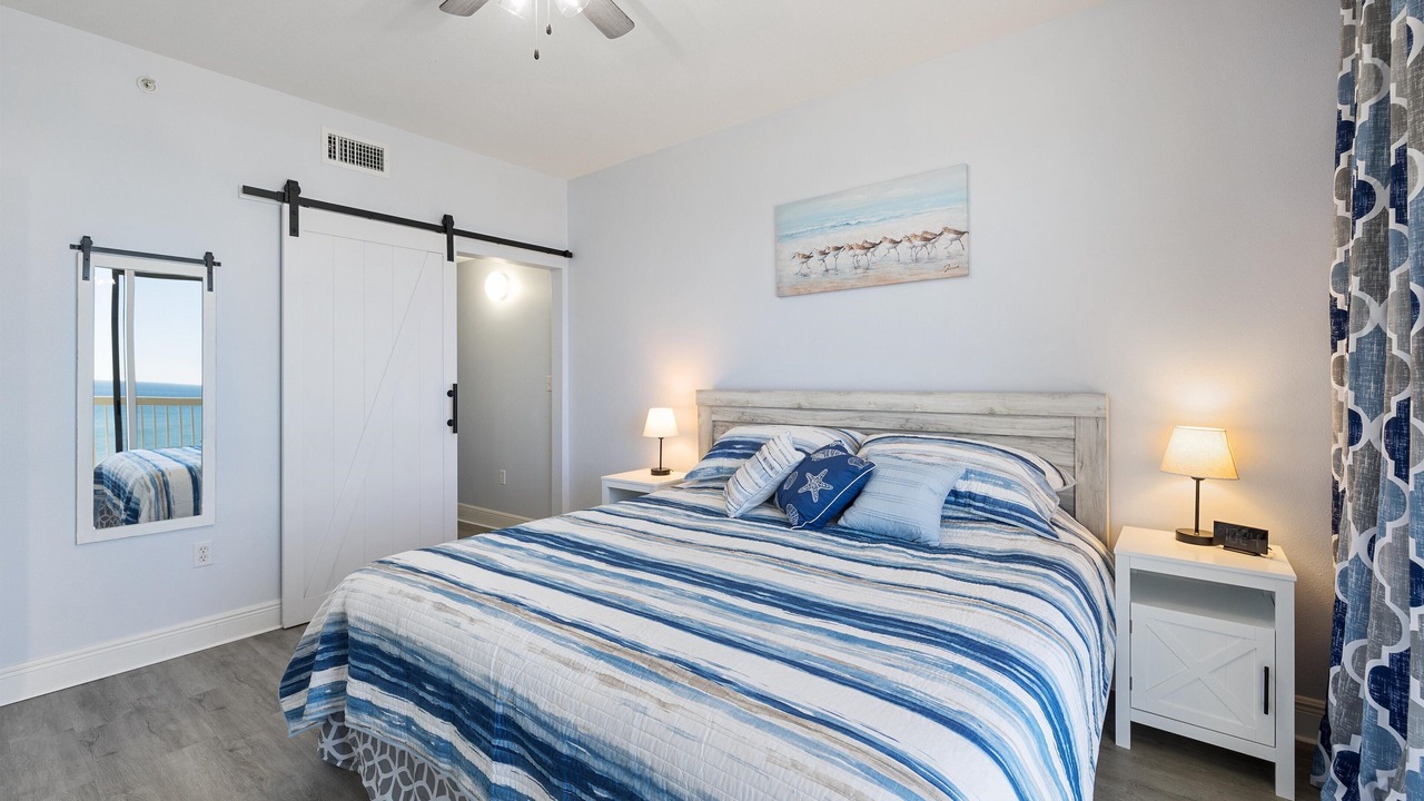 Photo of Bedroom in Miramar Beach