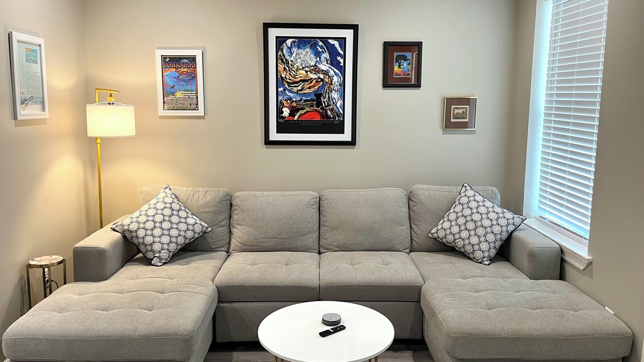 Photo of Livingroom in Downtown