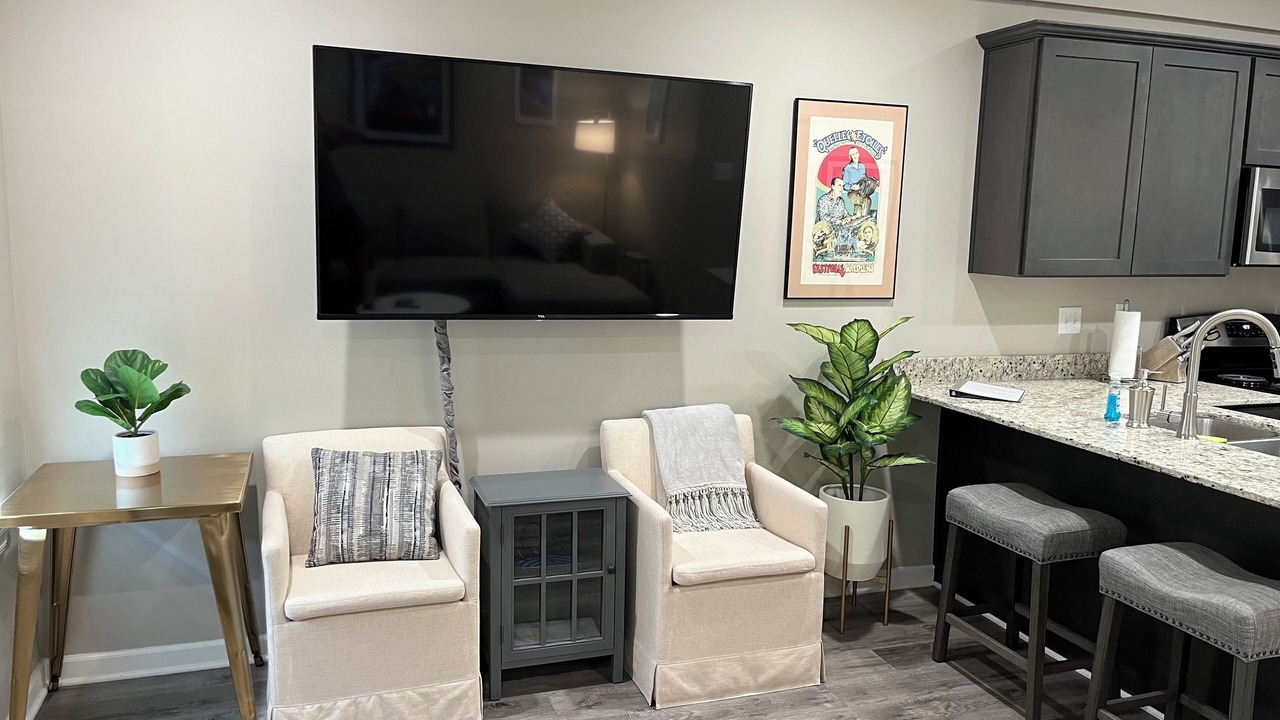 Photo of Livingroom in Downtown