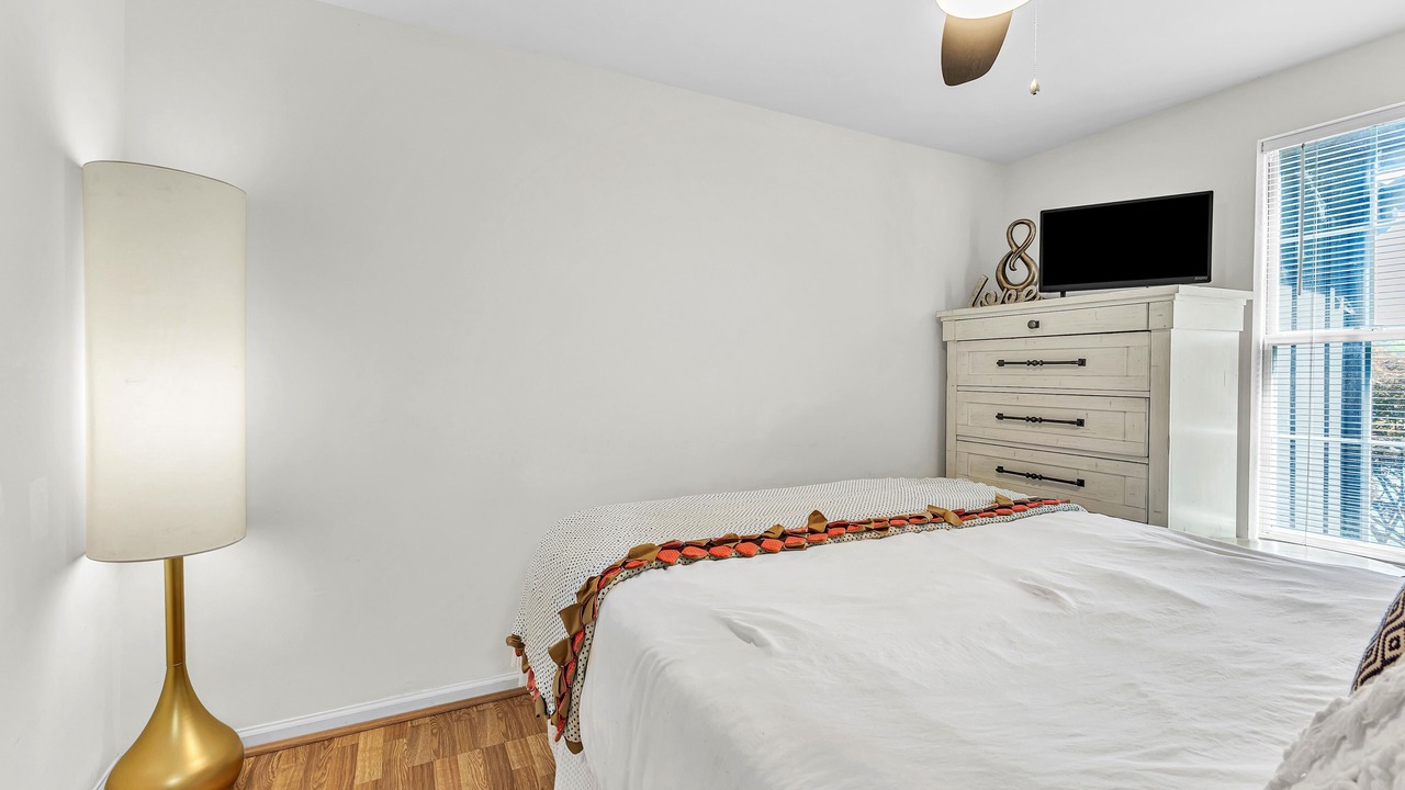 Photo of Bedroom in Pleasure Point