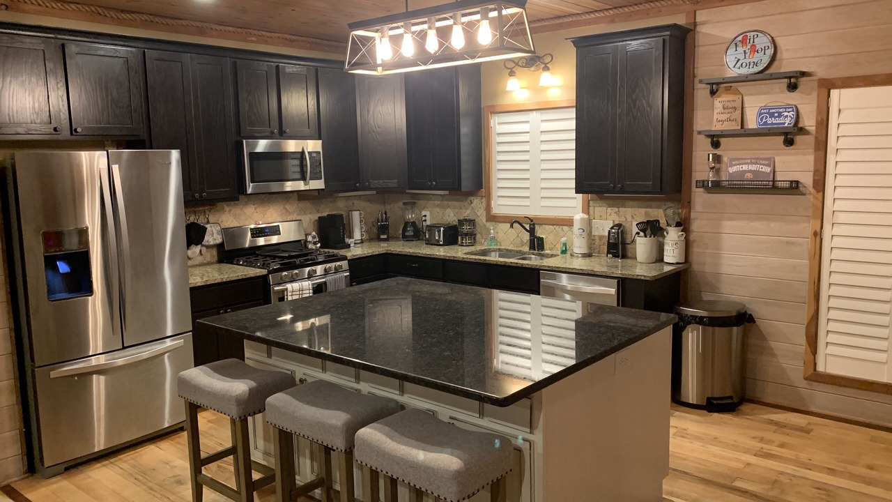 Photo of Kitchen in Guntersville