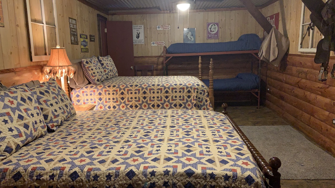 Photo of Bedroom in Broaddus
