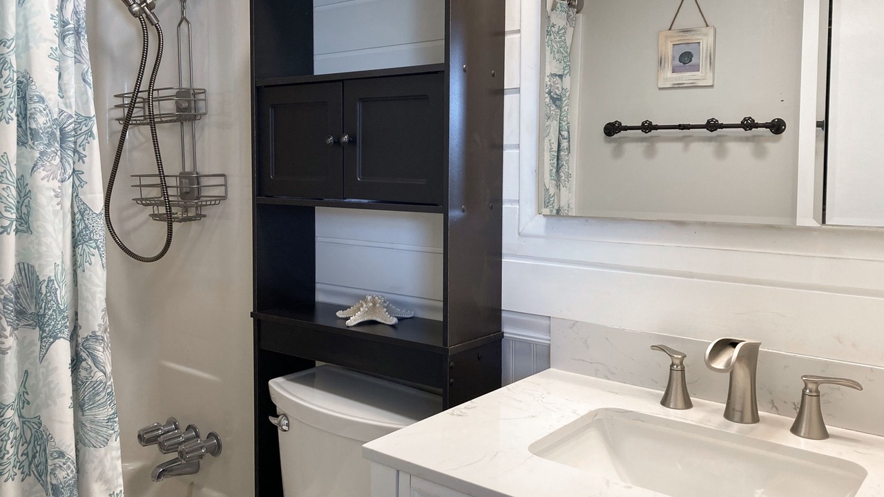 Photo of Bathroom in Kiska Beach