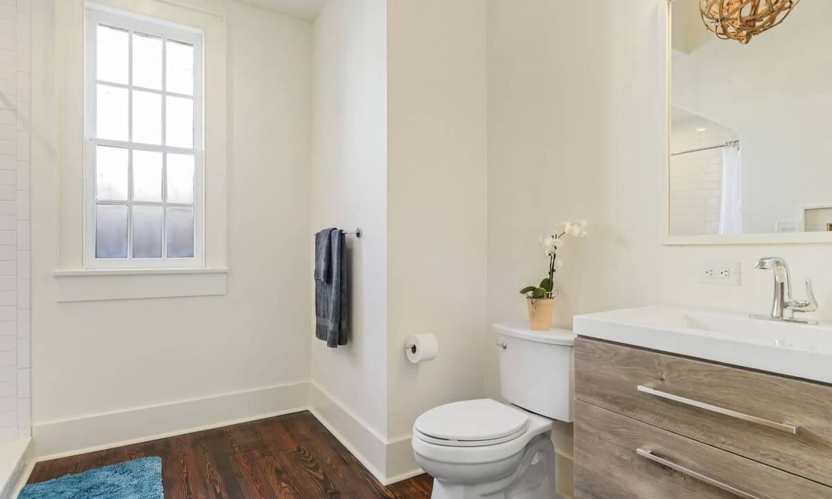 Photo of Bathroom in Treme