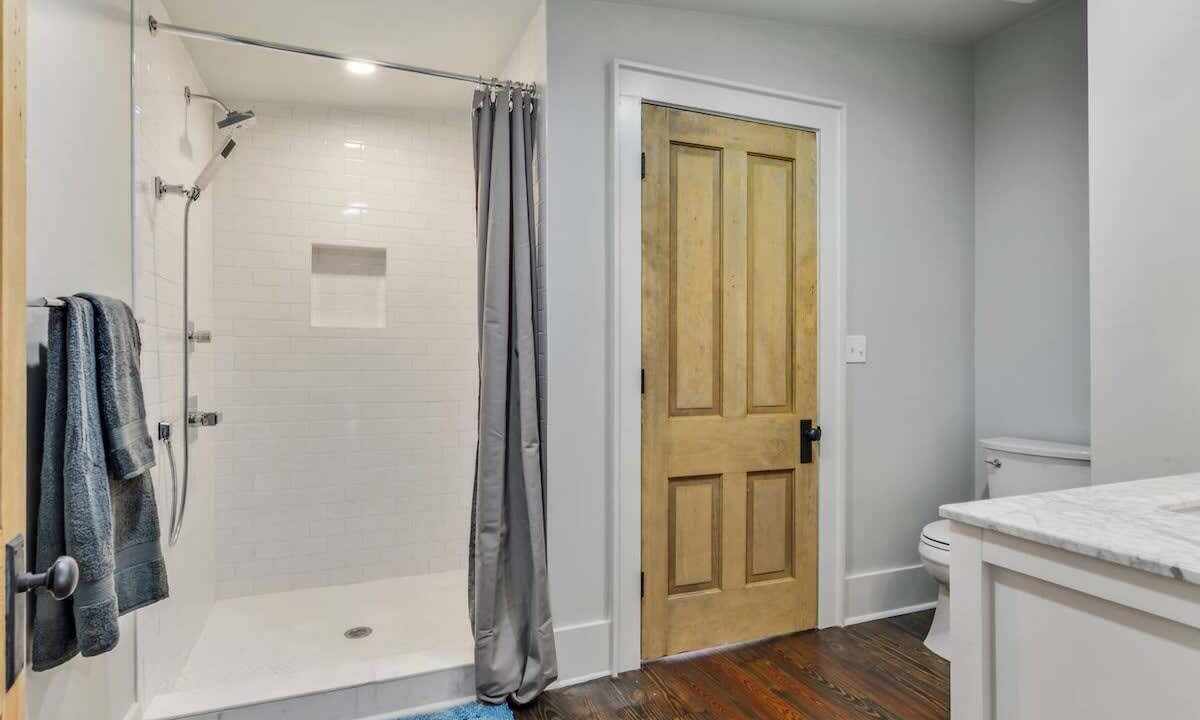 Photo of Bathroom in Treme