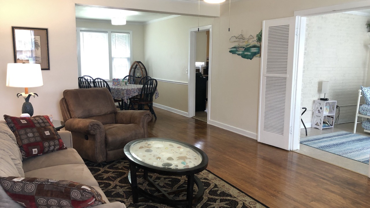 Photo of Livingroom in Southeast Pensacola