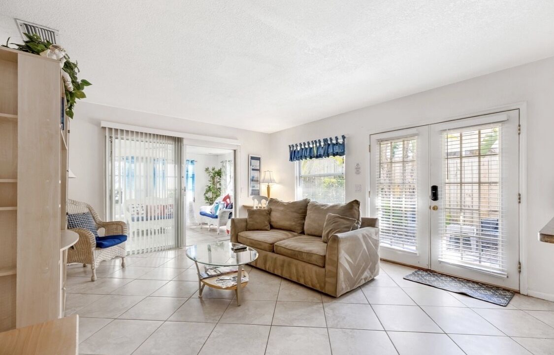 Photo of Livingroom in Pompano Beach