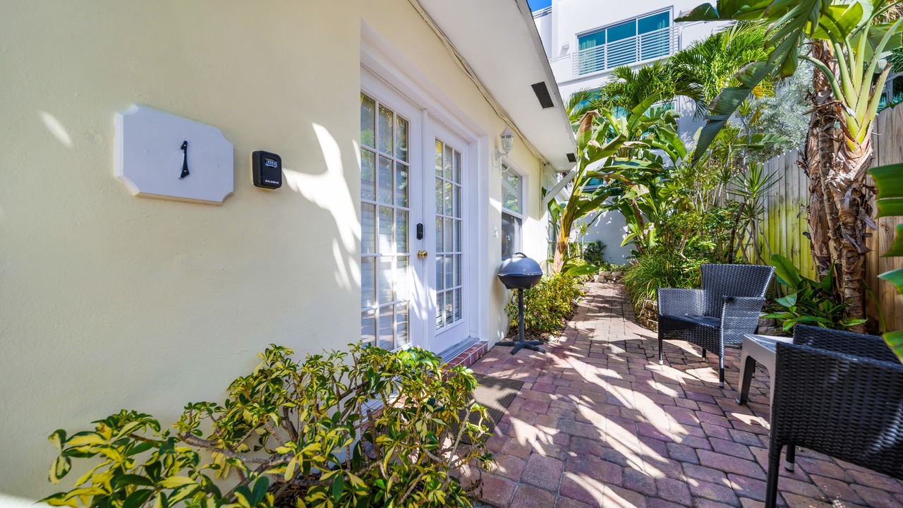 Photo of Patio Balcony in Pompano Beach