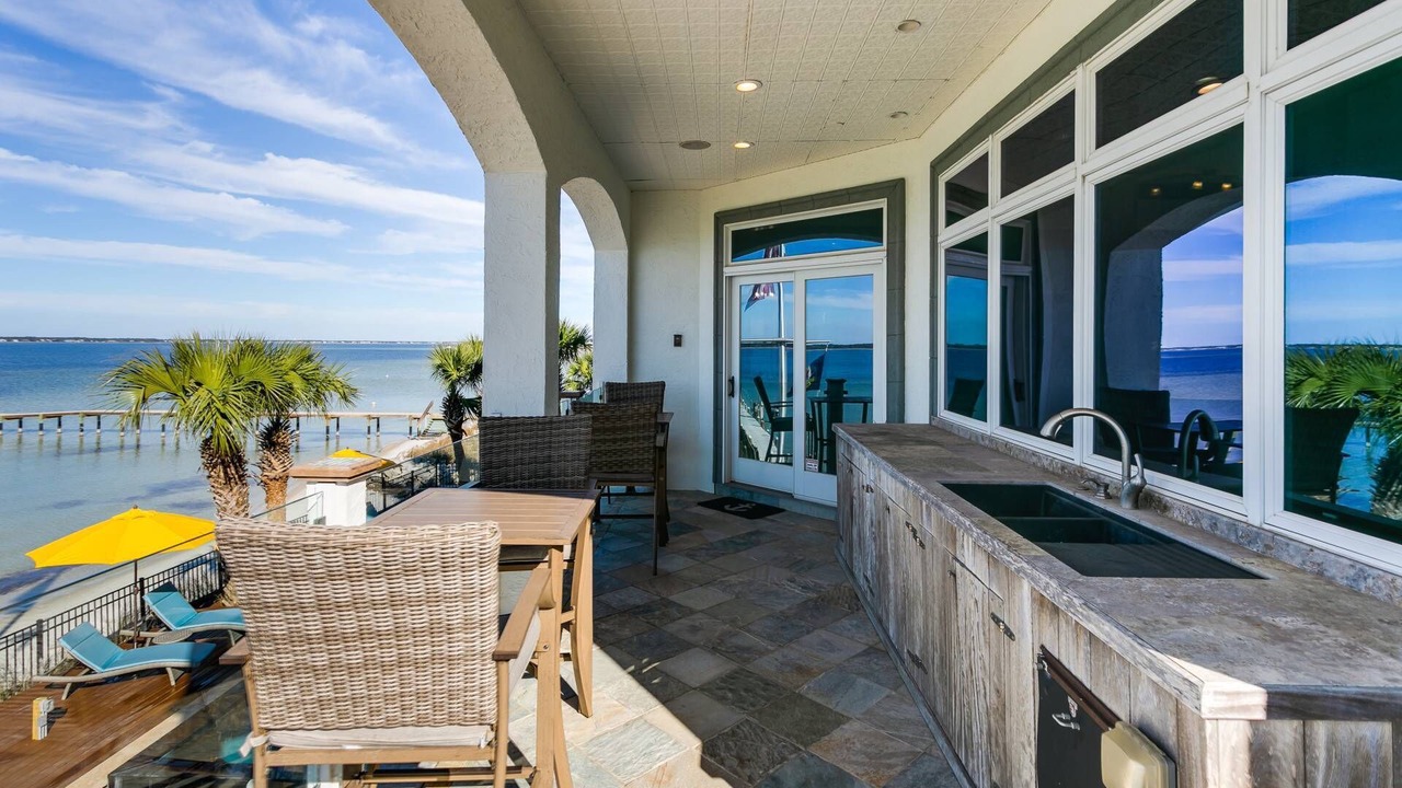 Photo of Patio Balcony in Villa Primera