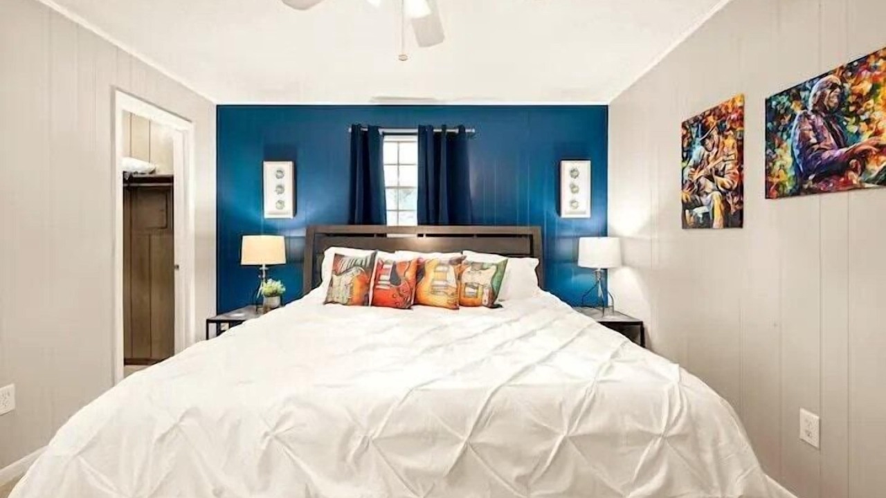 Photo of Bedroom in Pineville