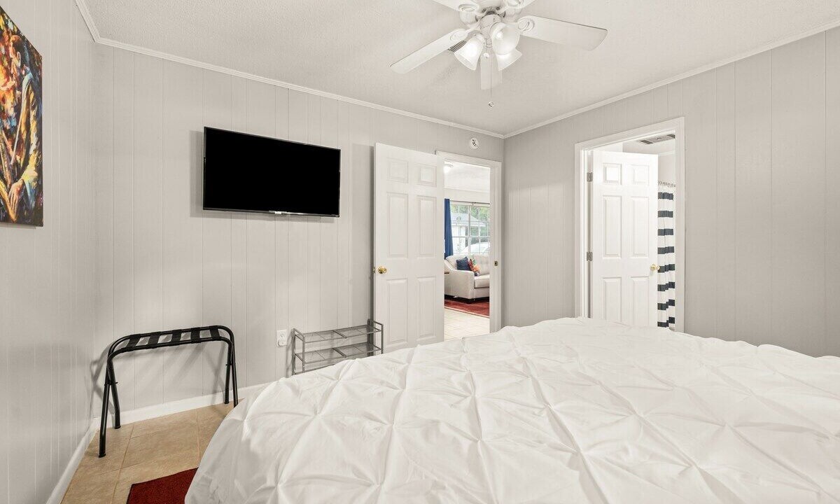 Photo of Bedroom in Pineville