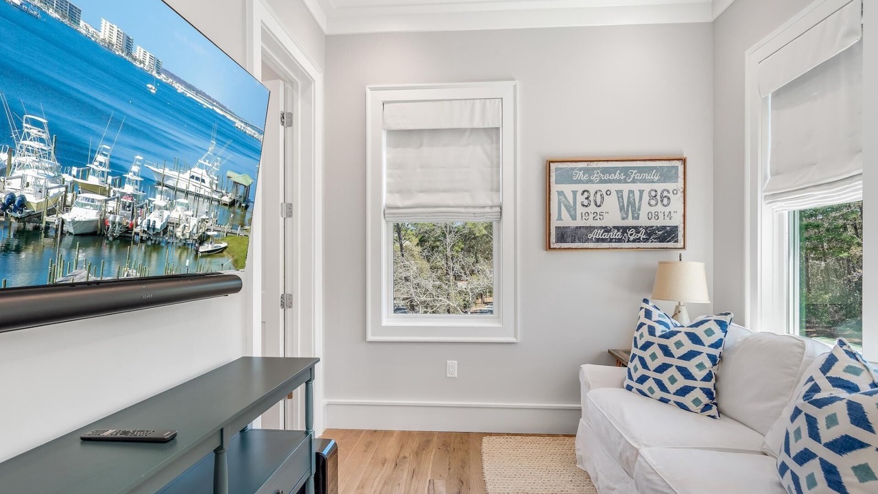 Photo of Livingroom in Cottage District