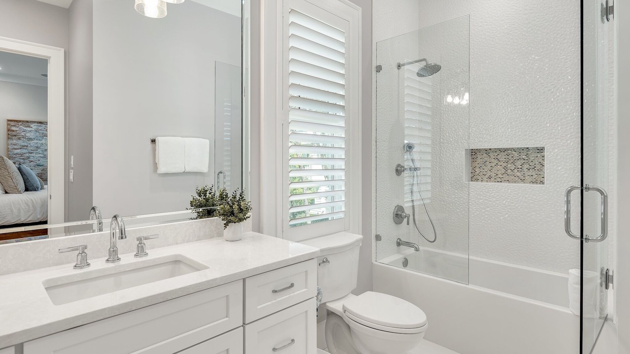 Photo of Bathroom in Cottage District