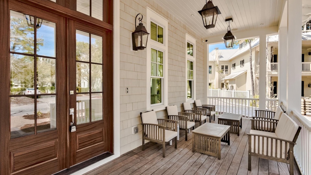 Photo of Patio Balcony in Cottage District