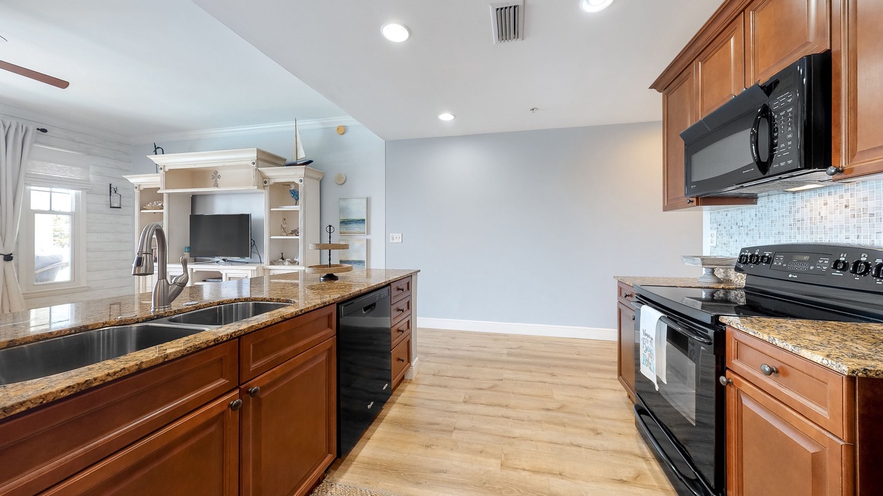 Photo of Kitchen in Upper Grand Lagoon
