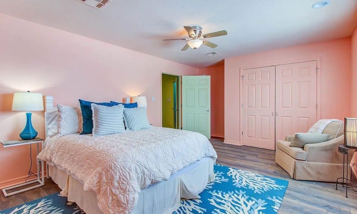 Photo of Bedroom in Shoreline Park