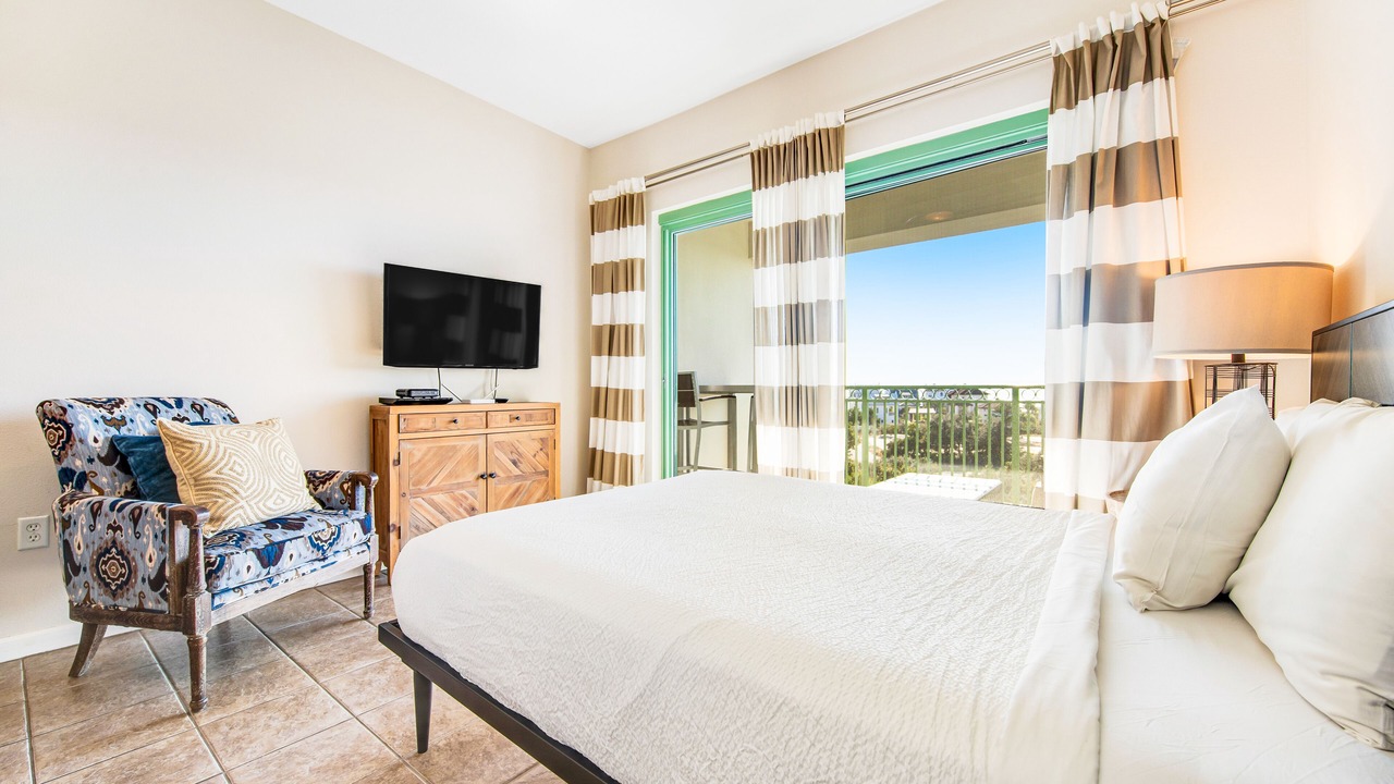 Photo of Bedroom in Rosemary Beach