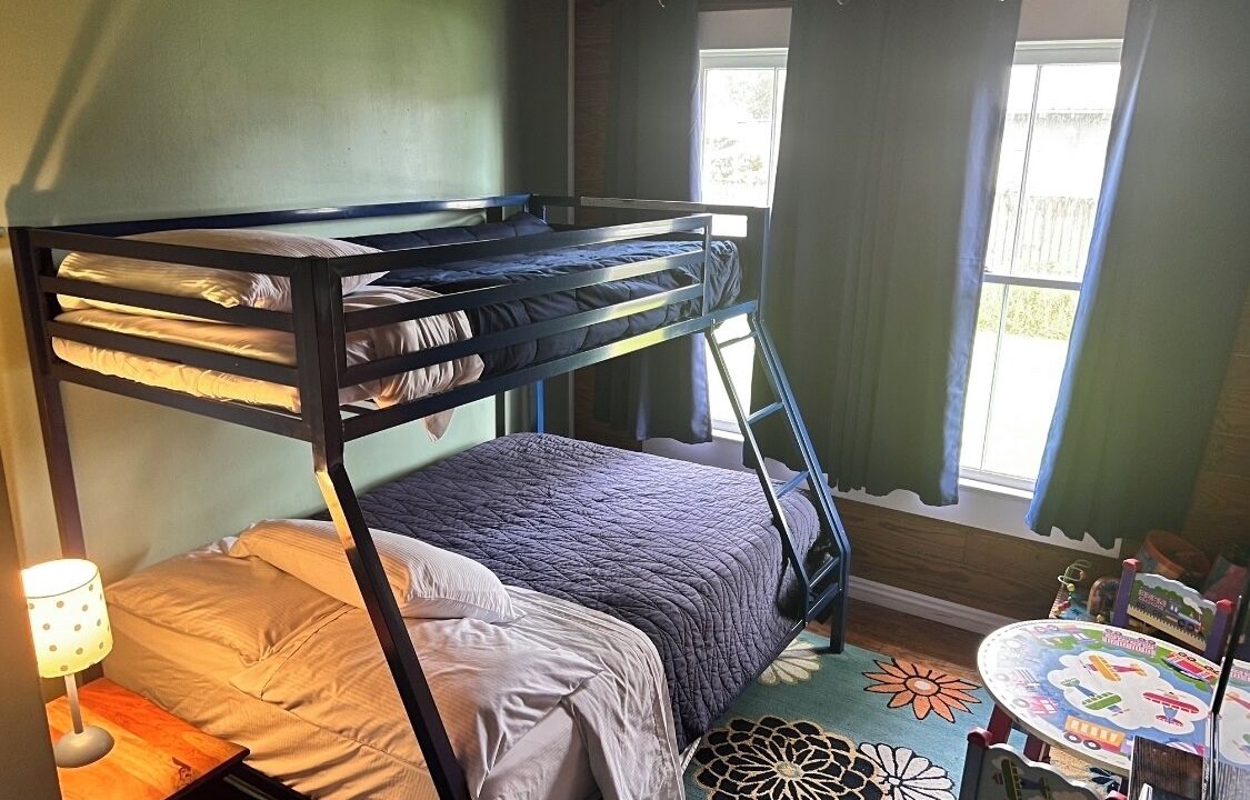 Photo of Bedroom in Ponchatoula