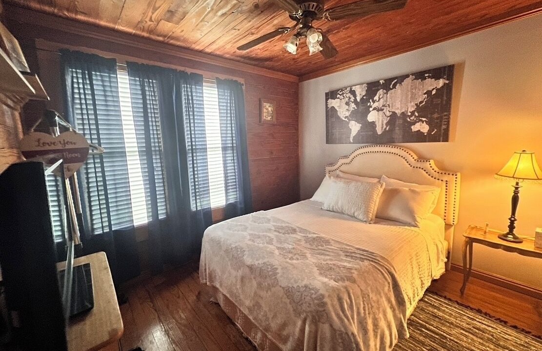 Photo of Bedroom in Ponchatoula