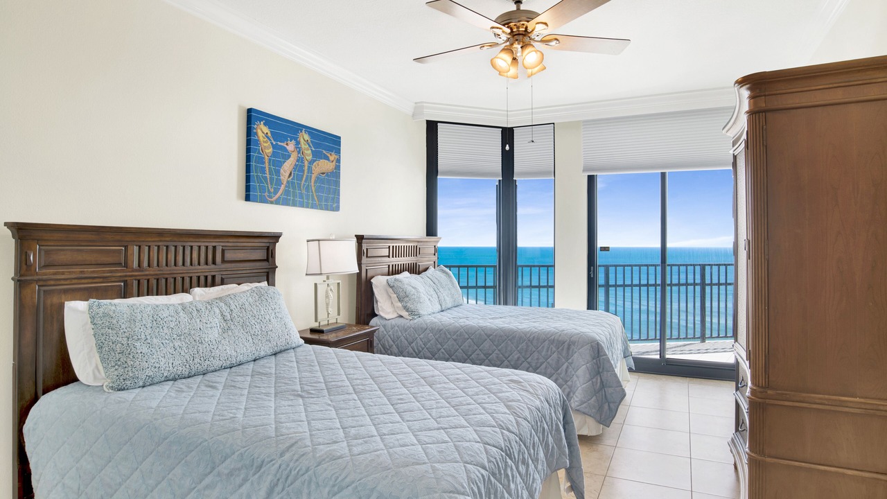 Photo of Bedroom in Orange Beach East
