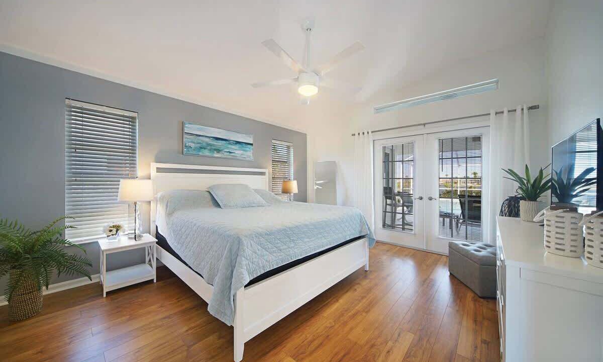Photo of Bedroom in Eight Lakes