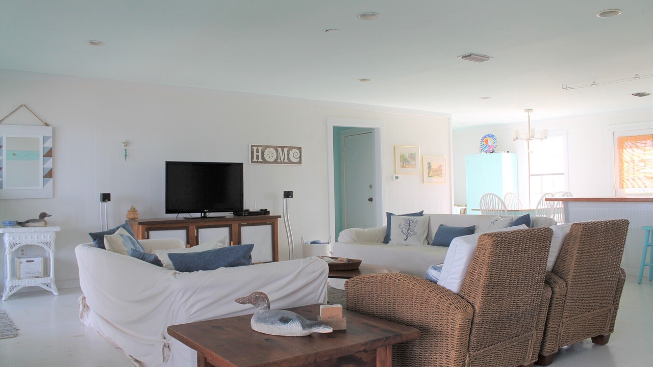 Photo of Livingroom in Silver Cay