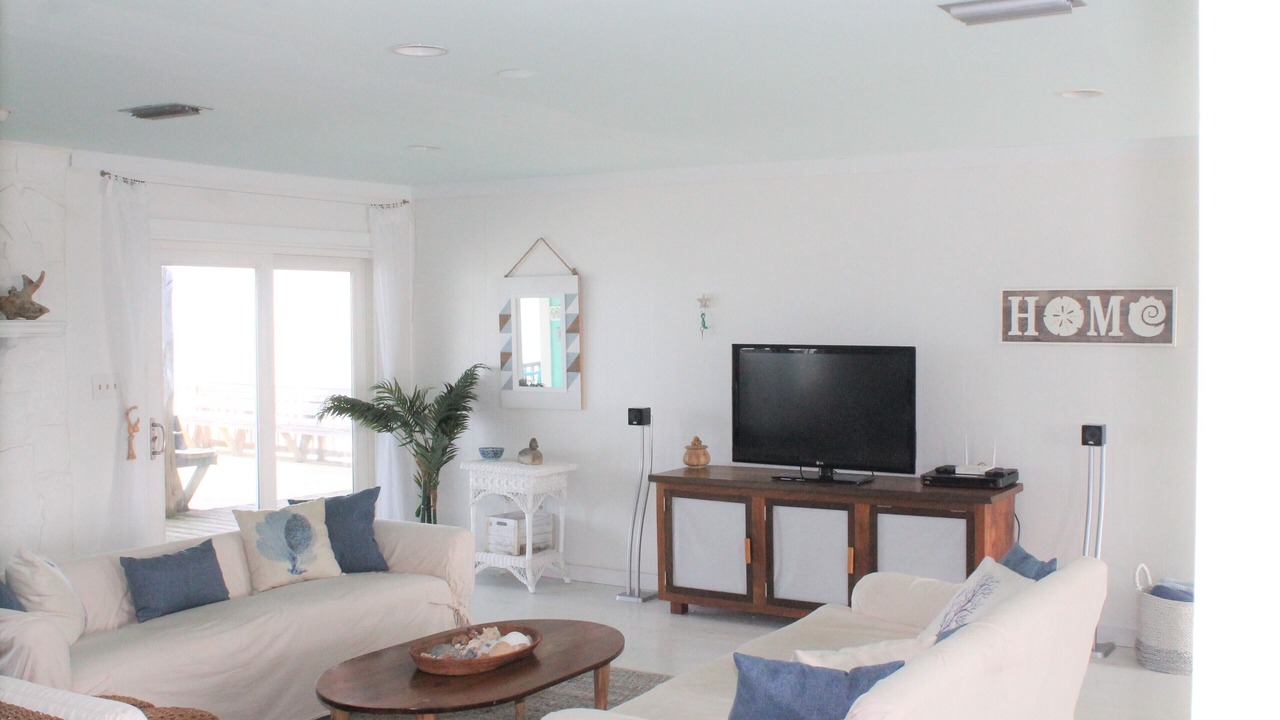 Photo of Livingroom in Silver Cay