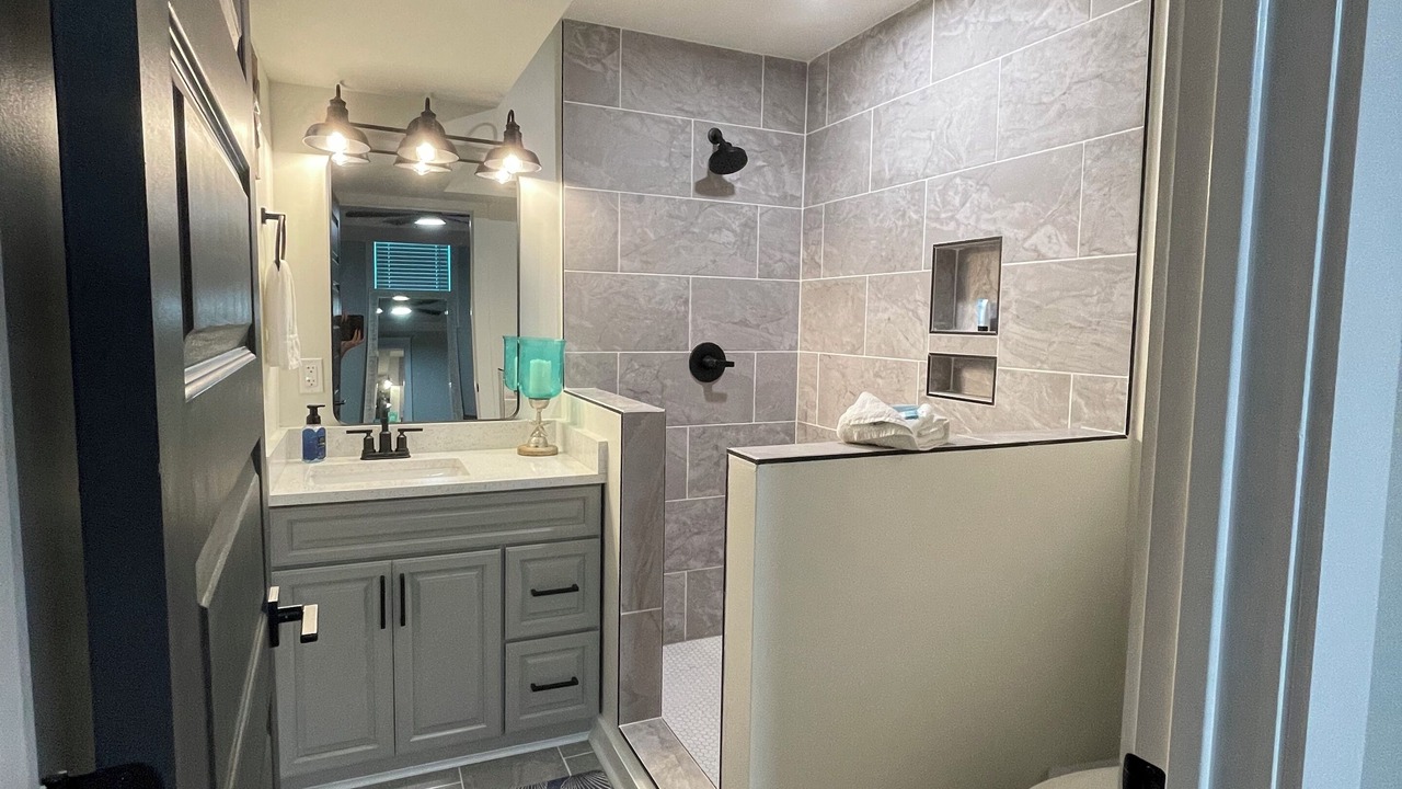 Photo of Bathroom in Holiday Isle