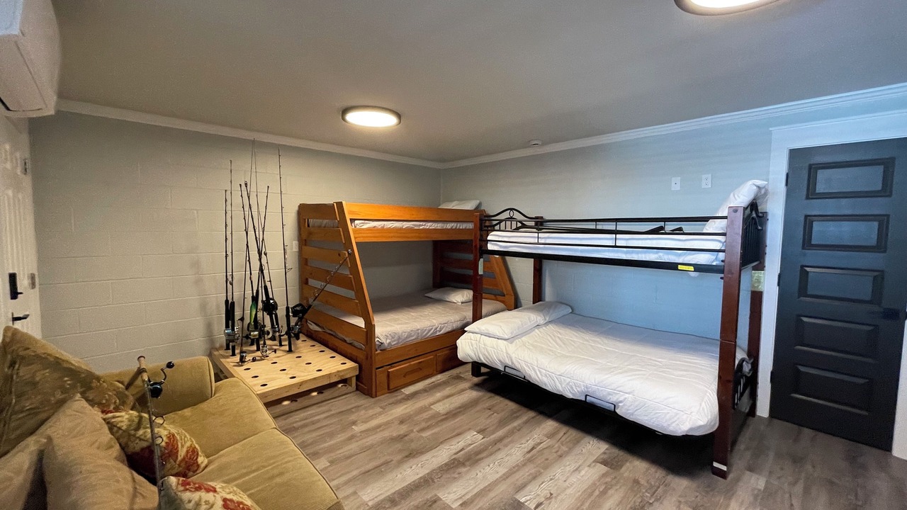 Photo of Bedroom in Holiday Isle