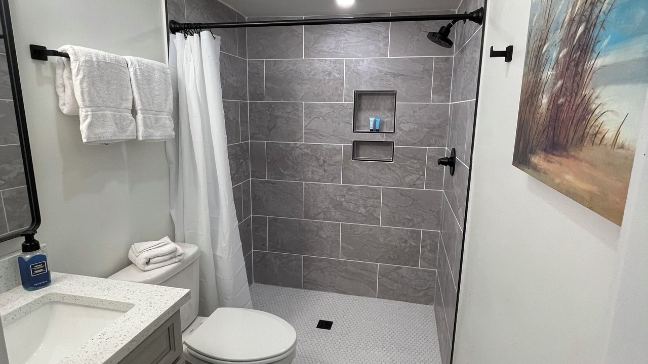 Photo of Bathroom in Holiday Isle