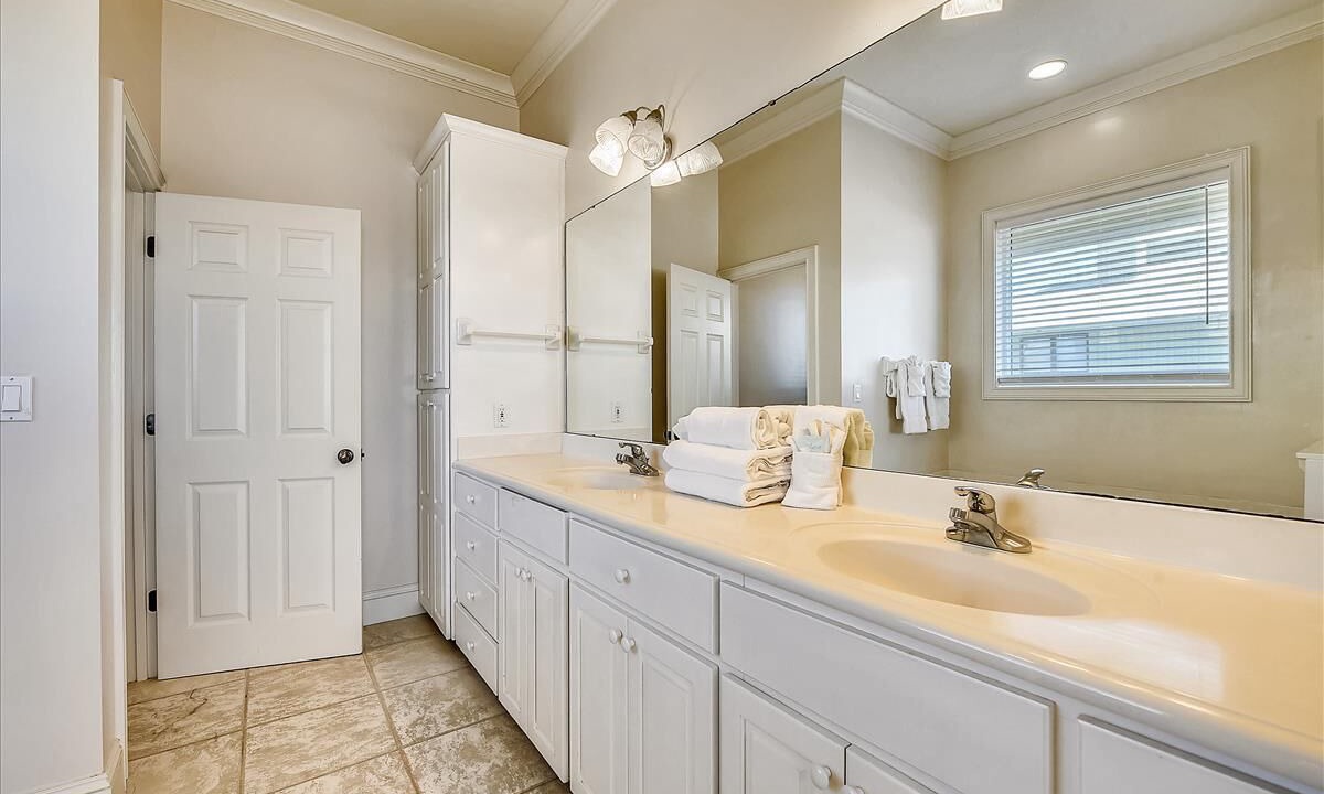 Photo of Bathroom in Plantation
