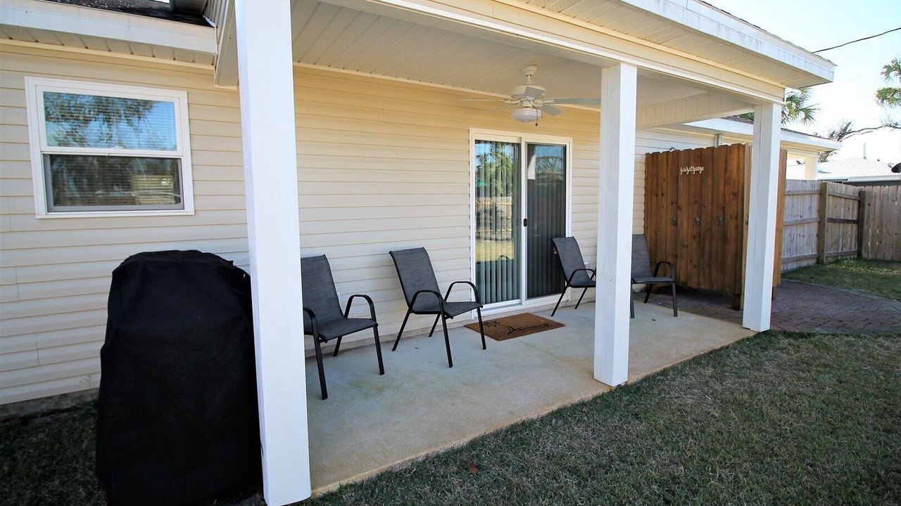 Photo of Patio Balcony in Mexico Beach
