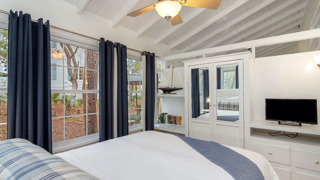 Photo of Bedroom in Seaside