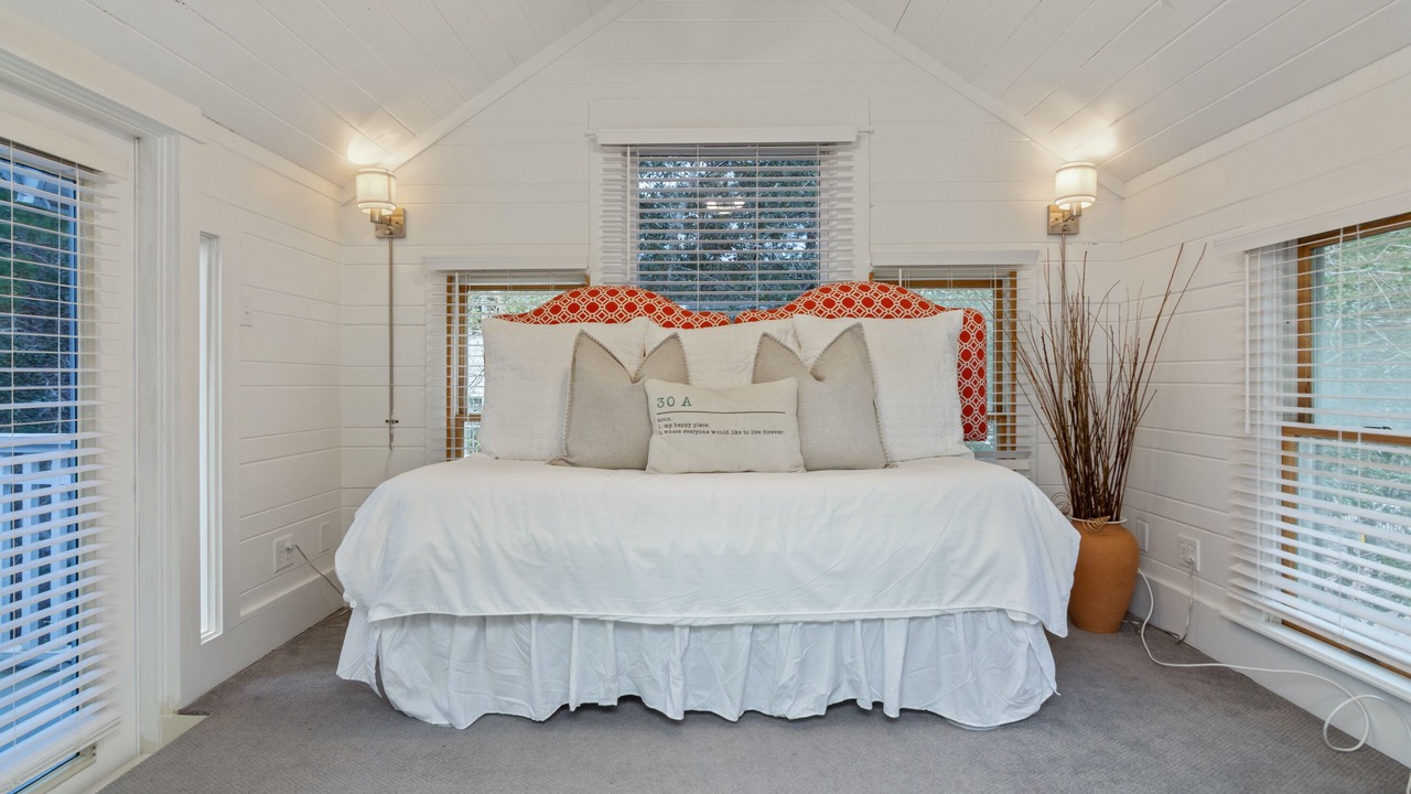 Photo of Bedroom in Seaside
