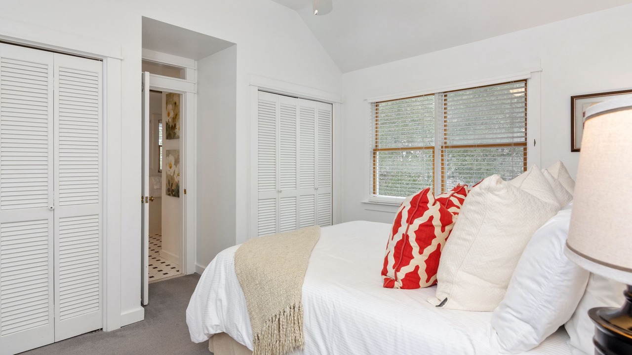 Photo of Bedroom in Seaside