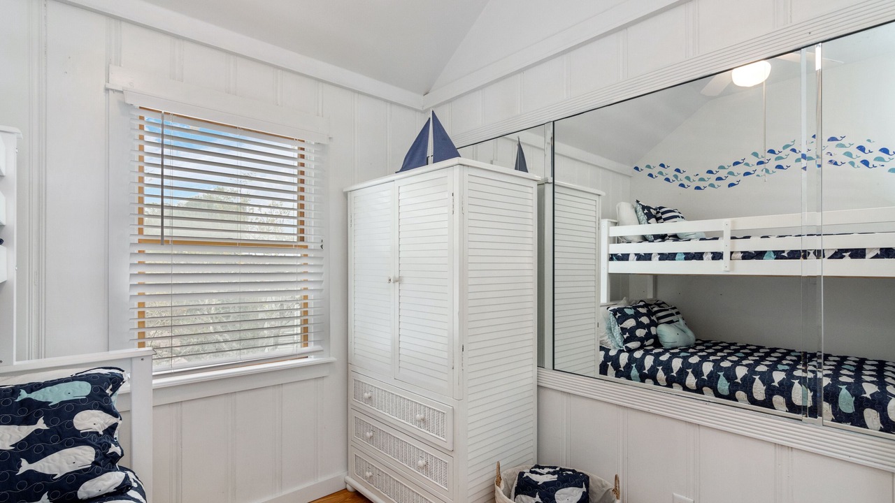 Photo of Bedroom in Seaside