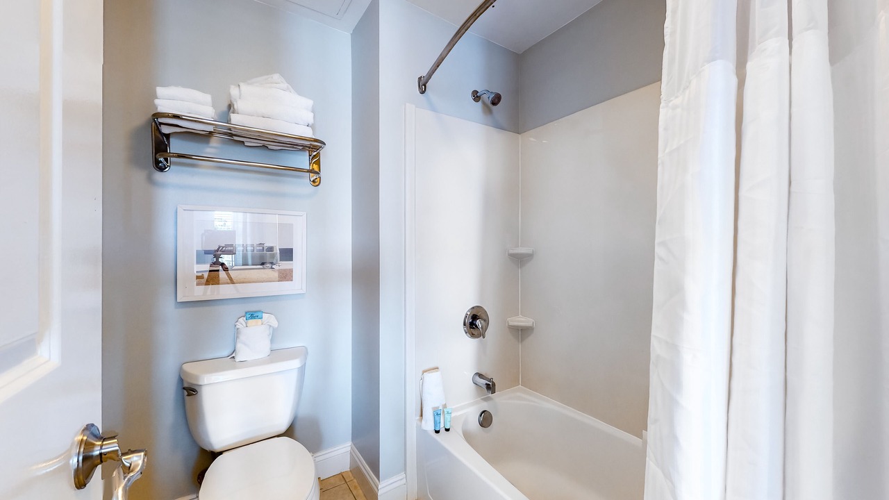Photo of Bathroom in Sunnyside