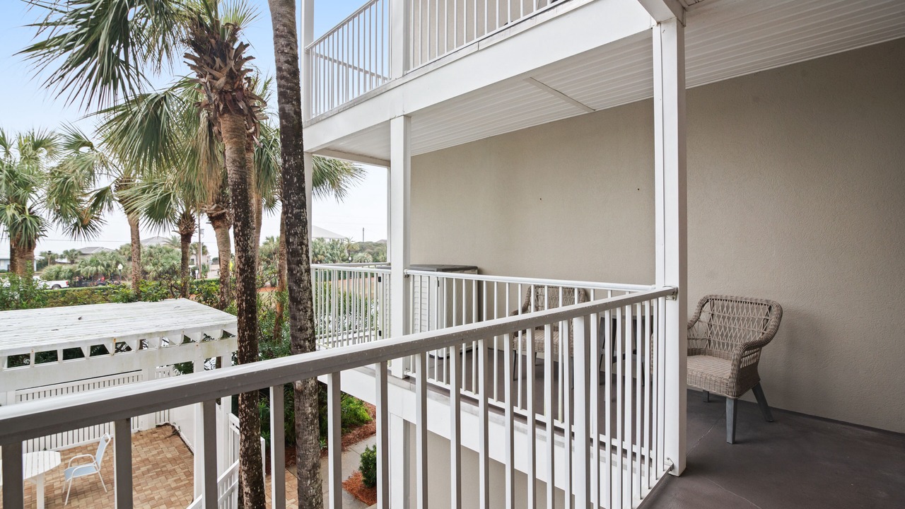 Photo of Patio Balcony in Gulf Place