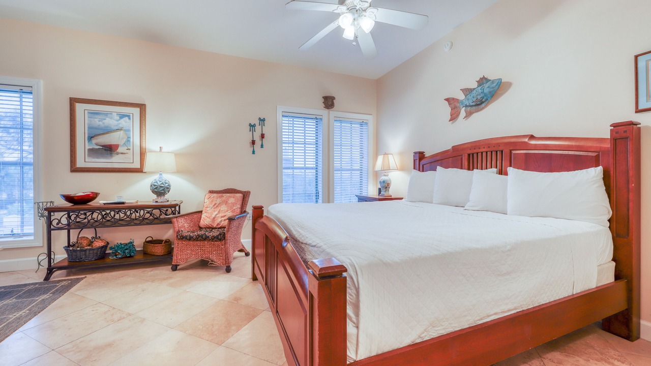 Photo of Bedroom in Seacrest Beach