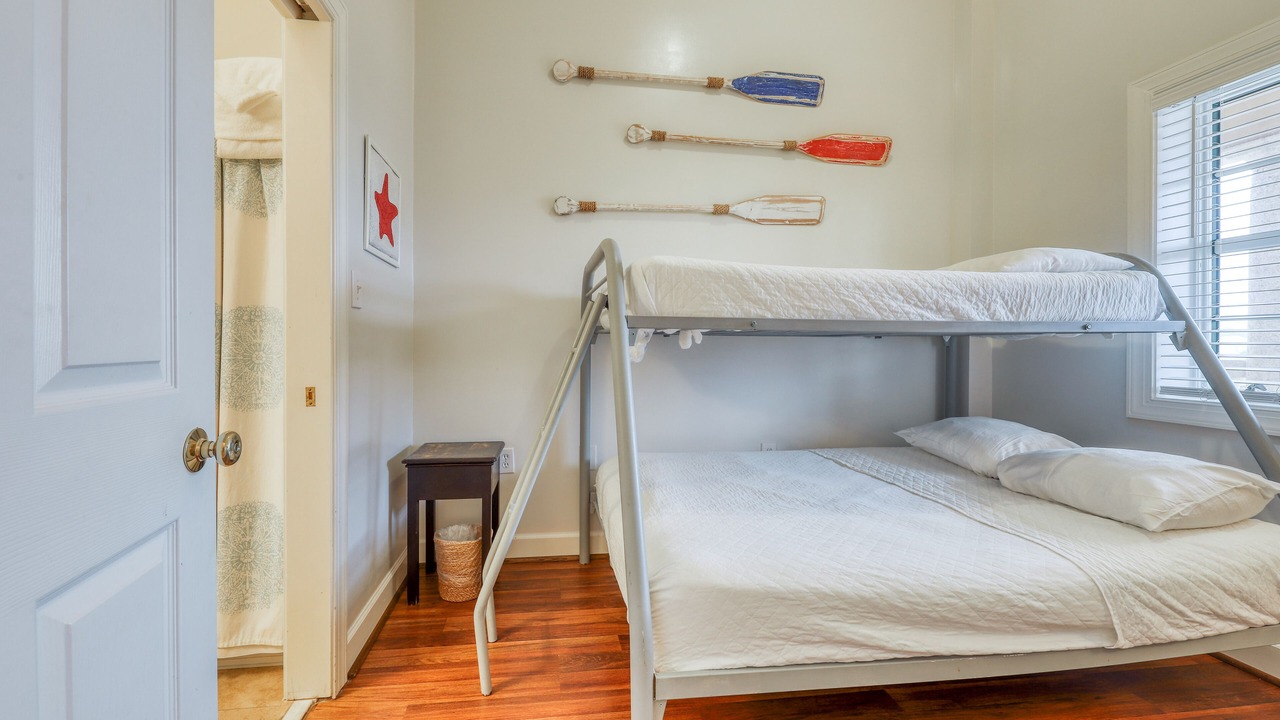 Photo of Bedroom in Seacrest Beach