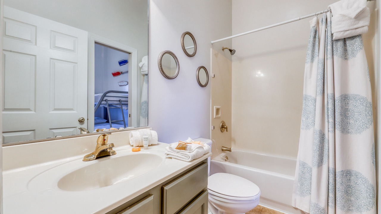 Photo of Bathroom in Seacrest Beach