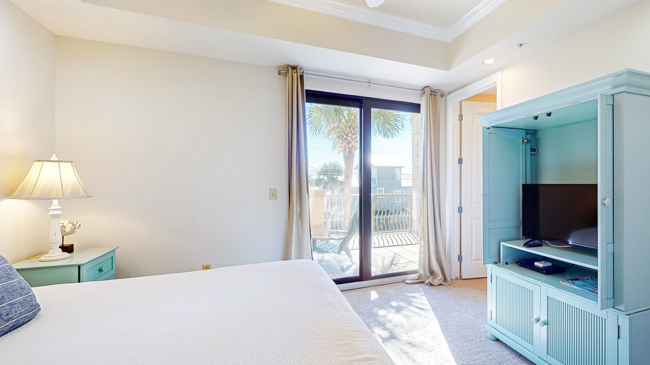 Photo of Bedroom in Santa Rosa Beach