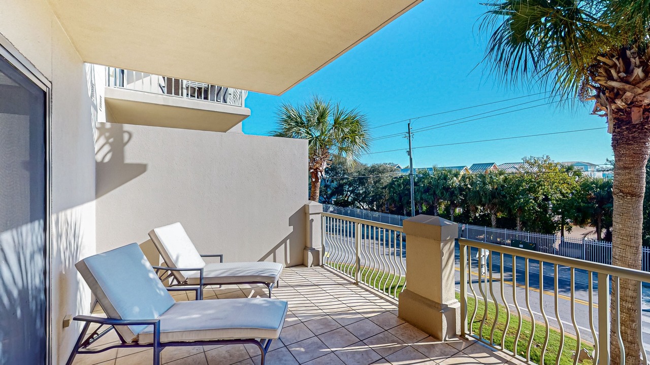 Photo of Patio Balcony in Santa Rosa Beach