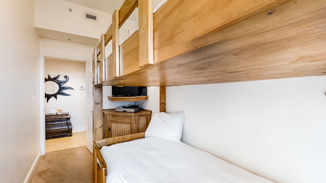 Photo of Bedroom in Santa Rosa Beach