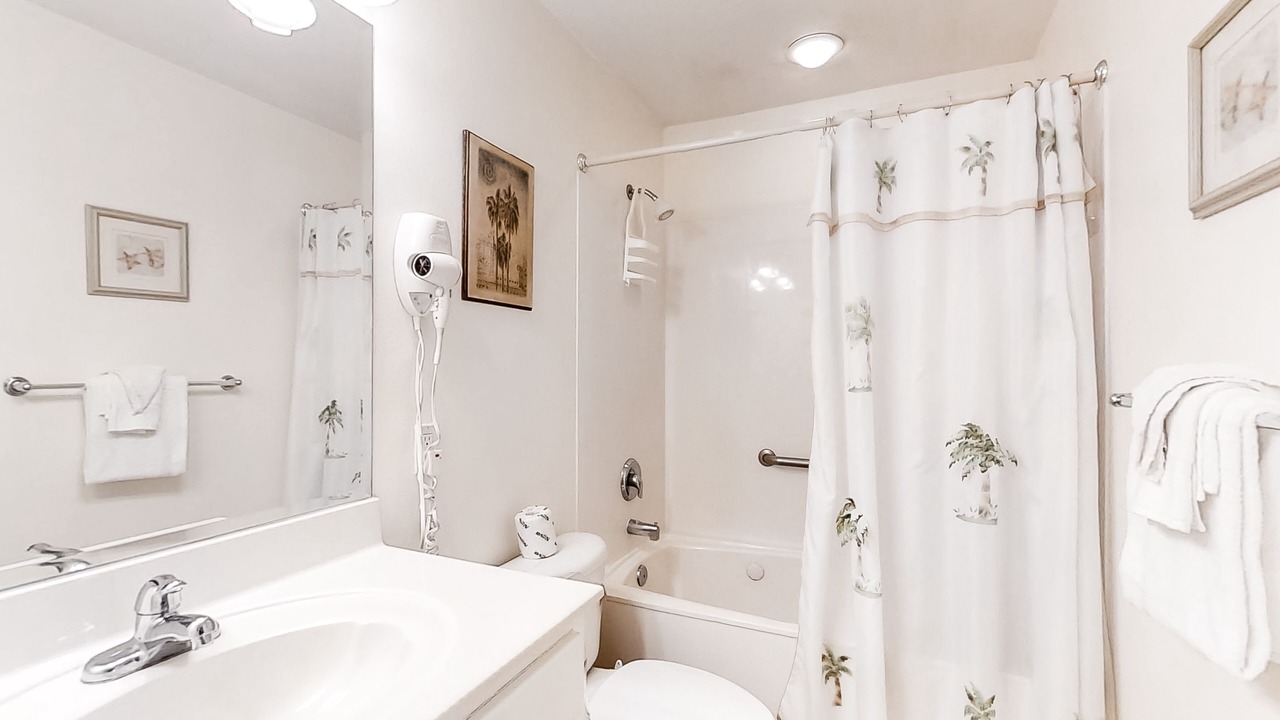 Photo of Bathroom in Santa Rosa Beach