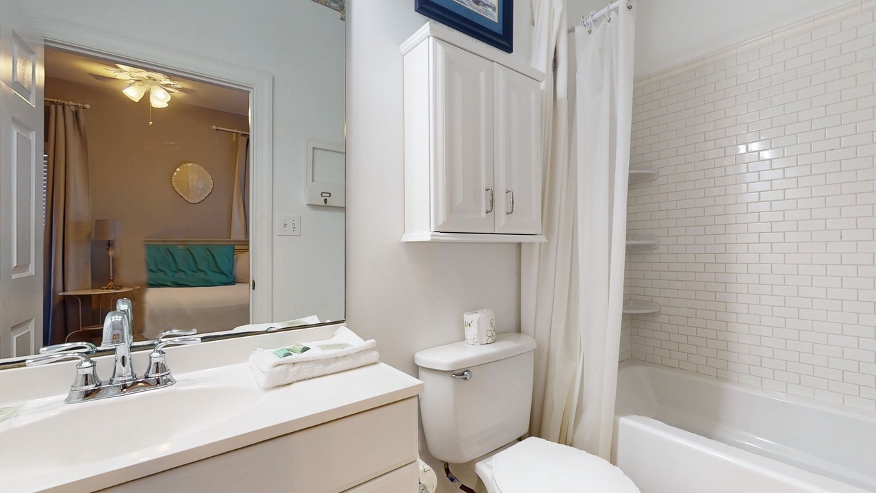 Photo of Bathroom in Seacrest Beach