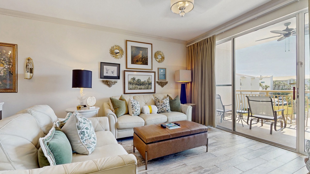 Photo of Livingroom in Rosemary Beach