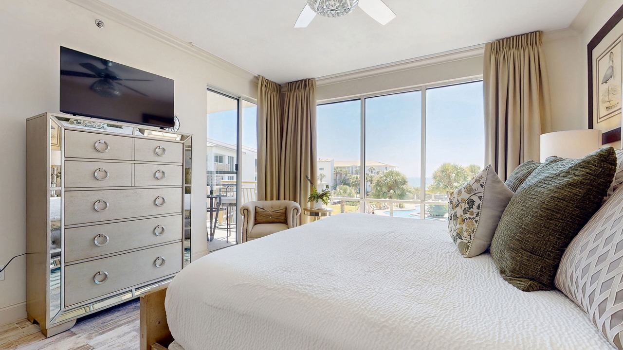 Photo of Bedroom in Rosemary Beach