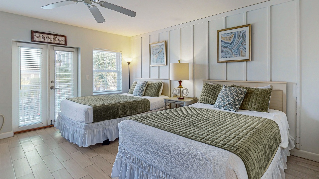 Photo of Bedroom in Gulf Place